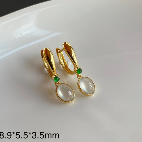 k18イエローゴールド 天然氷種翡翠 ピアス k18イエローゴールド