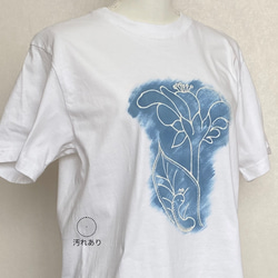 あおむしと花ビッグTシャツ ＜藍染め＆ろうけつ染め＞ 3枚目の画像