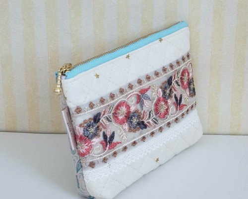 リップポーチ　ポーチ　ミニポーチ　インド刺繍　リボン　ブルー　1108-8 リップポーチ ポーチ ミニポーチ インド刺繍 リボン ブルー 1108-8