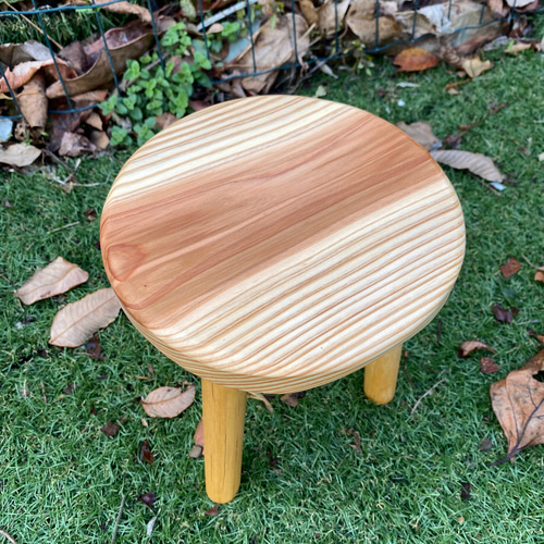 直径23×高さ35cm 無垢のまるーいサイドテーブル(すぎ) クリアオイルver