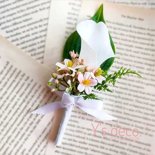 生花に見える】 カラーと胡蝶蘭 白 ピンク ウエディングブーケ 高級