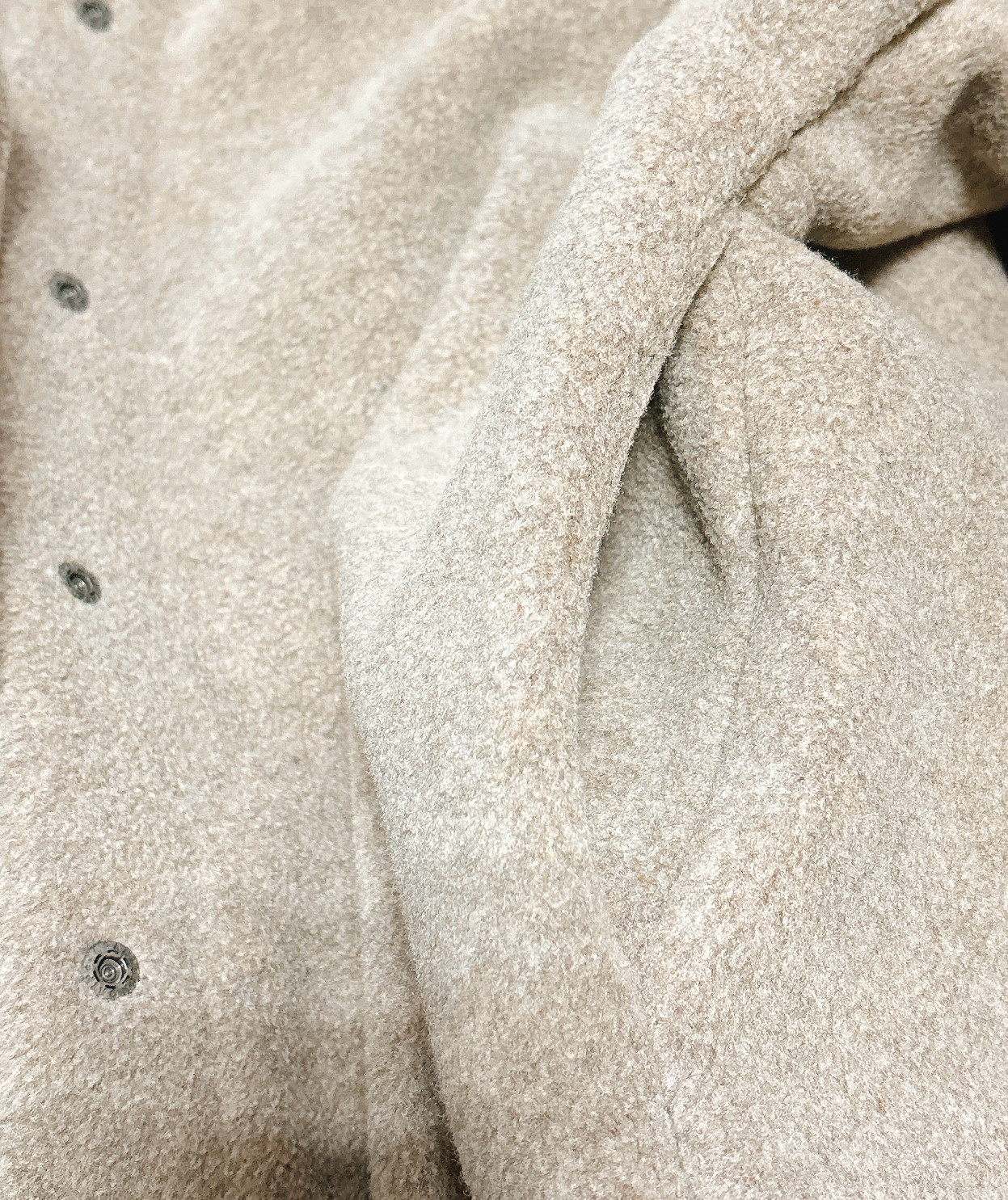 新作❤️軽くてあったかメルトンカーディガン❤️ゆったり❤️グレージュ❤️S.M.L/(2L〜3L)❤️洗える❤️老若男女