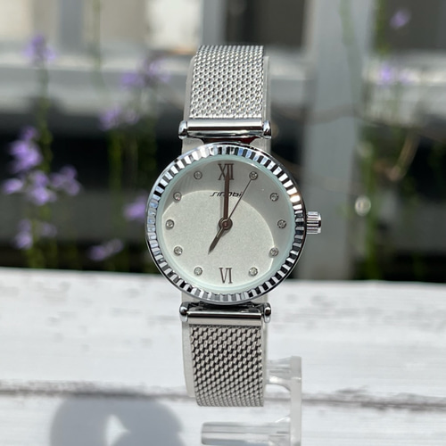 未使用品級】COACH 腕時計 ラインストーン シルバー メッシュベルト 未