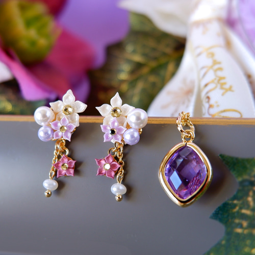 選べるパーツ！やわらかグレーのお花イヤリング、ピアス(受注制作