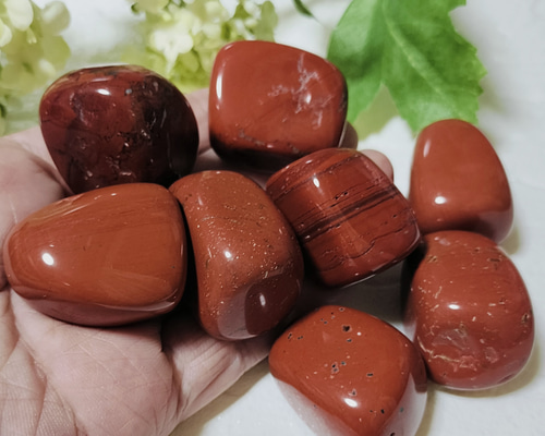 レッドジャスパータンブル 約20〜30g 長辺約2.5～3cm 天然石 ashblue