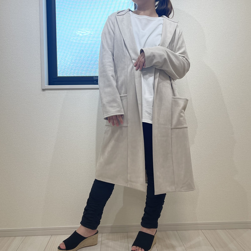 専用【パク様】河谷シャツのフード付きコート 春秋冬】ロングコート 軽量 なめらかな肌ざわり 体型カバー