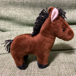 『ちっちゃい茶色の馬（立て髪黒）』 2枚目の画像