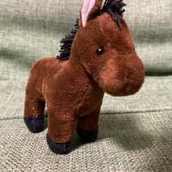 ちっちゃい茶色の馬（立て髪黒）』 ぬいぐるみ ikuko 通販 16868099