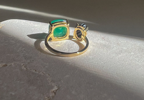 天然石グリーンオニキス×ストライプオニキスのフォークリング  金属アレルギー対応 カラーストーン 指輪 5枚目の画像