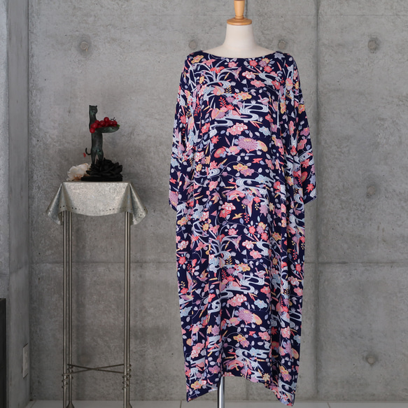 ワンピース   フリーサイズ  着物リメイク　kimono 3枚目の画像