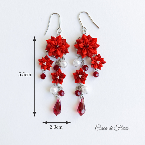 つまみ細工とクリスタルガラスのゆれるピアス/イヤリング(赤) 正絹羽二