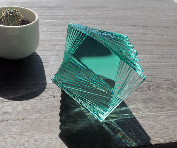 積層ガラスブロック 8cm ツイストver. ☆シンプル 素材 glass block