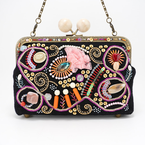 とっておきのがま口バッグ ウールガーゼ ビーズ刺繍 ブラック ビビッド