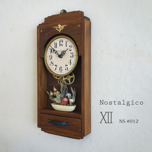 【送料無料】NOSTALGICOⅫ #012 レトロな掛け時計　Mサイズ 手作り品 アンティーク調 木製　インテリア 2枚目の画像