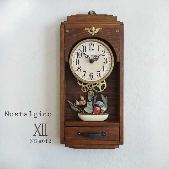 【送料無料】NOSTALGICOⅫ #012 レトロな掛け時計　Mサイズ 手作り品 アンティーク調 木製　インテリア 1枚目の画像