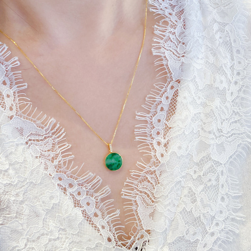 天然ダイヤモンド付きヒスイペンダントk18 ネックレス・ペンダント  