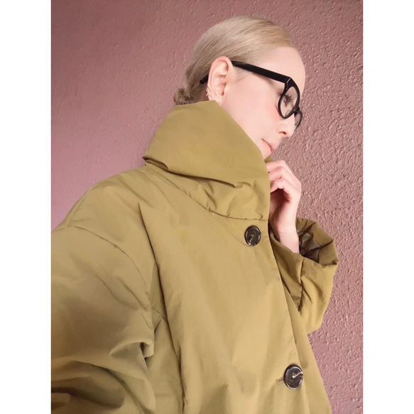 RATA ❤️ 超輕超保暖 ❤️ 蓬鬆優質外套 ❤️ 填充物 ❤️ 2 向領 ❤️ 赭色 第2張的照片