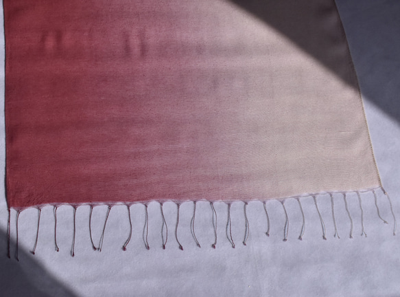 新「色が変化する麴塵染」シルク100%ストール 15枚目の画像