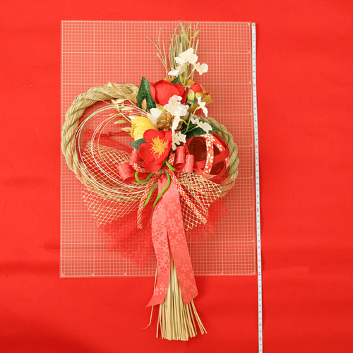 椿・オンシジウム・菊の華やかしめ縄リース／和モダン正月飾り『お正月