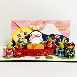 ちりめん細工「お正月干支の辰さんと富士山」 5枚目の画像