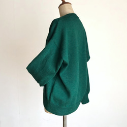クルーネックセーター　緑色　ウール100％ 5枚目の画像
