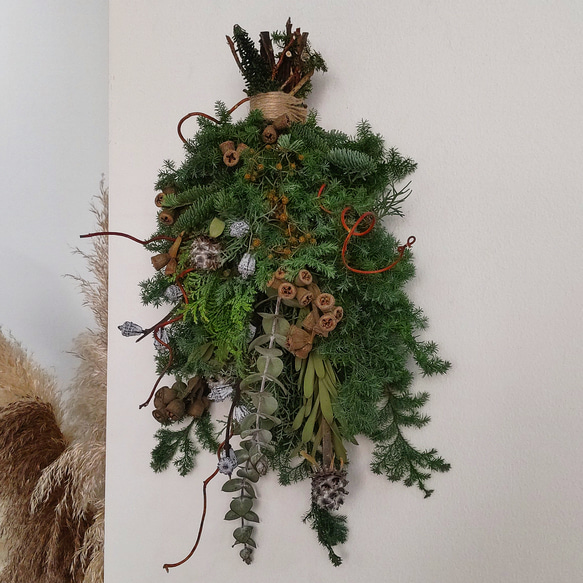 Winter swag (dried flowers) 50cm×30cm 5枚目の画像