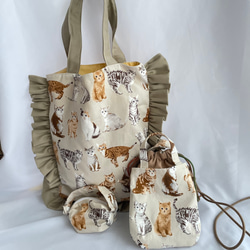 フリルトートバッグ ♢ねこ好きの方におすすめ☀︎定番の