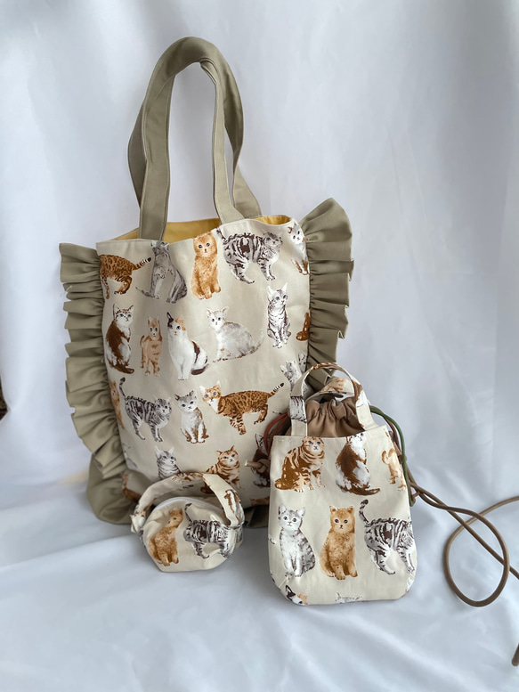 みい ③トートバッグ、スマホポーチ、ポーチ 楽天市場】ちいかわ IIIIpocket スマートフォンポーチ 斜め掛け