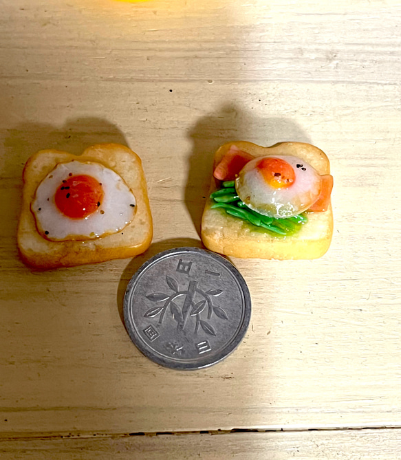 ミニチュア　目玉焼きパン2個セット 2枚目の画像