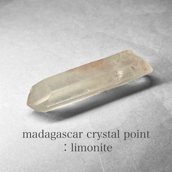 madagascar crystal rough point：channeling / マダガスカル産水晶ラフポイントC 1枚目の画像