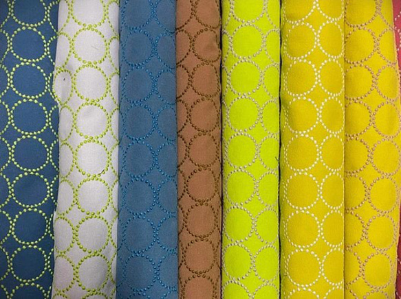 2023-2024特別企画！ミナペルホネン生産終了dopタンバリンシリーズ！イームズチェアｘタンバリン北欧スツールリプロ チェア レイ チャールズ 在庫わずかな生地も御座います 必ず購入前にお問い合わせをお願い申し上げます 耐荷重