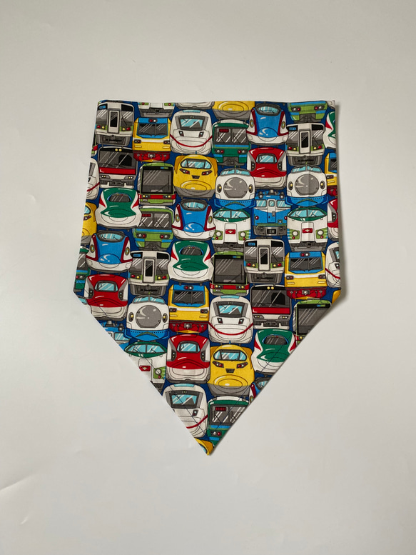 電車フェイス柄⭐︎120〜130子供エプロン、三角巾、巾着の３点セット　 7枚目の画像