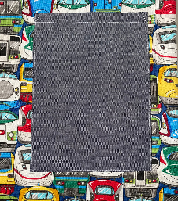 電車フェイス柄⭐︎120〜130子供エプロン、三角巾、巾着の３点セット　 2枚目の画像