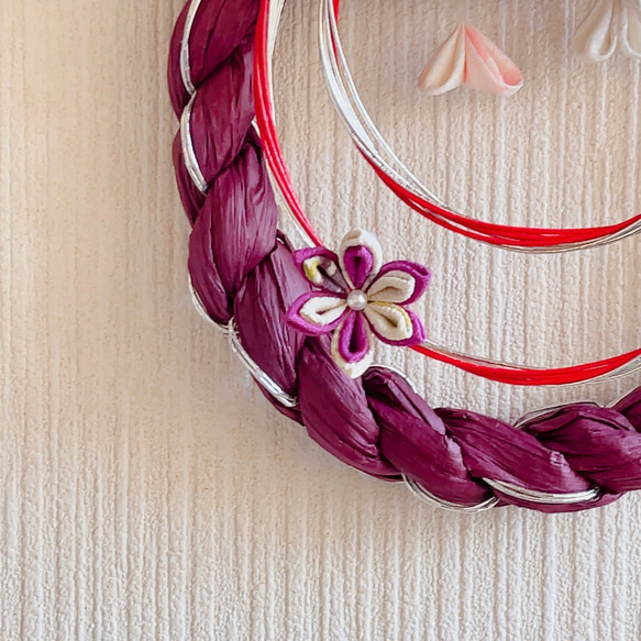 つまみ細工　紫のしめ縄飾り　正月用　つまみ細工　赤×白の万寿菊　 超早割祭2023 3枚目の画像