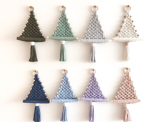 全8色 マクラメで作ったシンプルなクリスマスツリー 小さめ