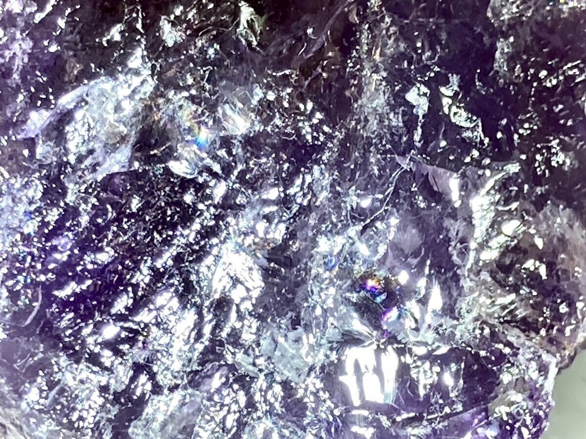 レインボー✨　かち割り アメジスト　ラフストーン　原石
