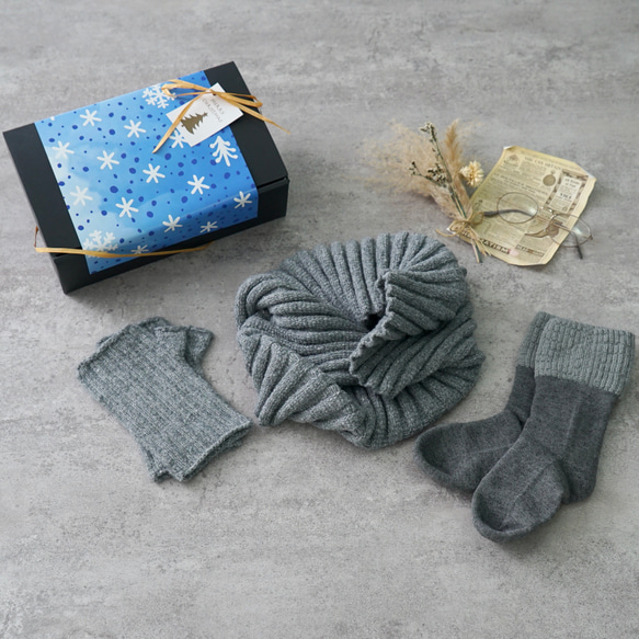 [福袋]溫暖溫暖的3件套裝（包括包裝盒）/顏色選擇/愛知縣製造的針織品 第4張的照片