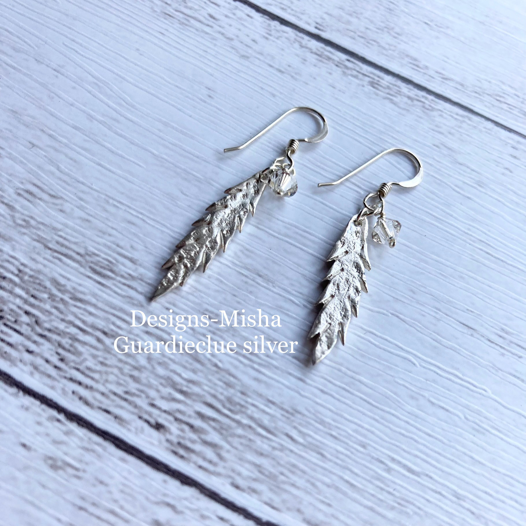 柊木リーフのシルバーピアス(Pure silver) 4,212円