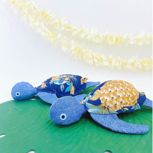 名入れ】幸せを運ぶホヌ（海がめ）ぬいぐるみ（明るいブルー