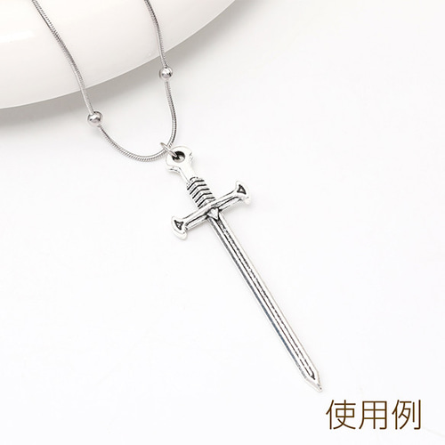 M12408 18個 銀古美チャーム アンティークシルバーカラー メタル