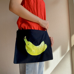 水彩画バッグ　バナナ 3枚目の画像