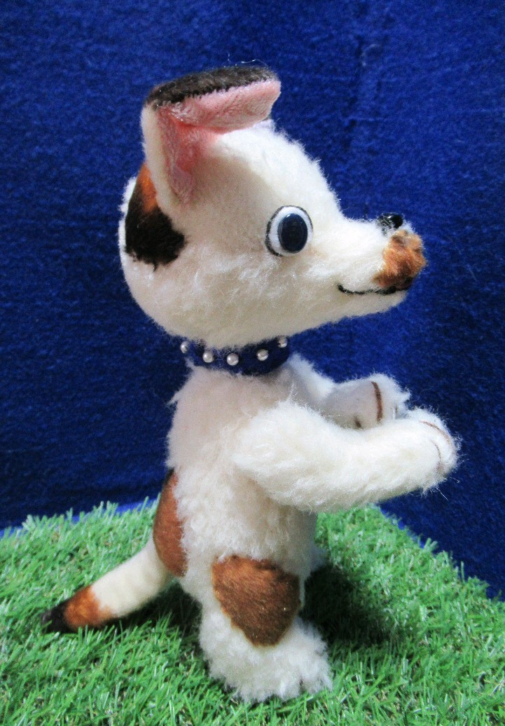 ぬい撮り用　ブチイヌ