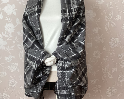 ウィル♡N゜21 カーディガン サイズ40 黒×ライトグレー チェック柄 ウィル様専用♡N゜21 カーディガン サイズ40 黒×ライトグレー チェック