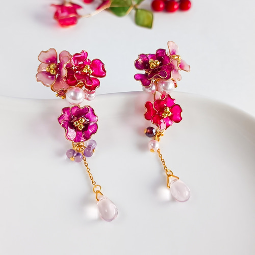camellia 可愛いお花 * 山茶花 椿* 雫 * パール ピアス・イヤリング