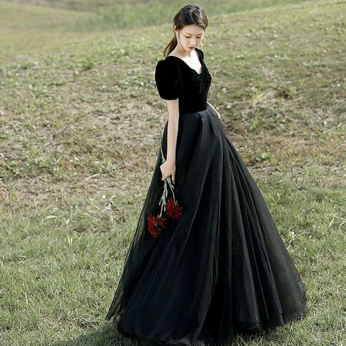 ベロア チュール 二次会 演奏会 色直し 前撮り ドレス ウララ — 花嫁の