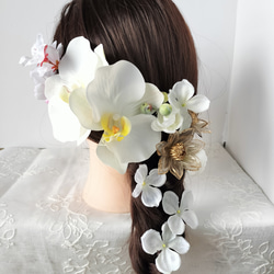 胡蝶蘭とダリアの髪飾り　ドレス　振り袖　白無垢 1枚目の画像