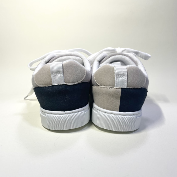 時尚不對稱三色運動鞋（淺灰x白色x黑銀）22.5cm - 25.0cm 第6張的照片