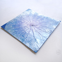 「天体の青」蓮の葉アート 3枚目の画像