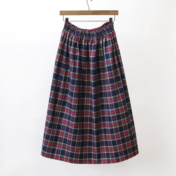 上品で大人な色合い タータンチェック ギャザースカート（ ネイビー × レッド ）紺  ポケット 5枚目の画像
