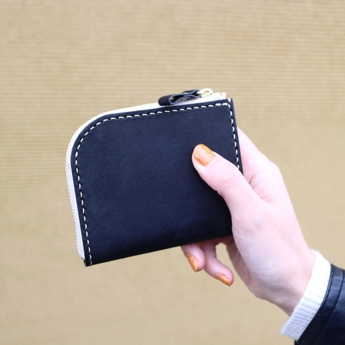 L字ファスナー　コンパクト財布 (M) 本革　MARGOTマルゴー L字ファスナー コンパクト財布 (M) 本革 MARGOTマルゴー